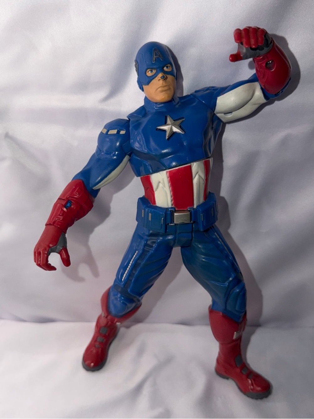Marvel Captain America 2012 10” Twist Talking Action Figure - Works Great!
